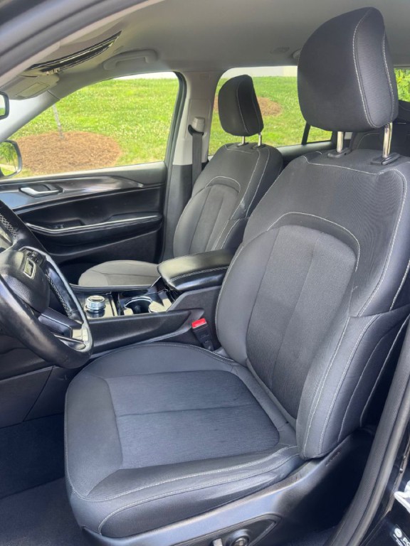 2022 Jeep Grand Cherokee Image 5