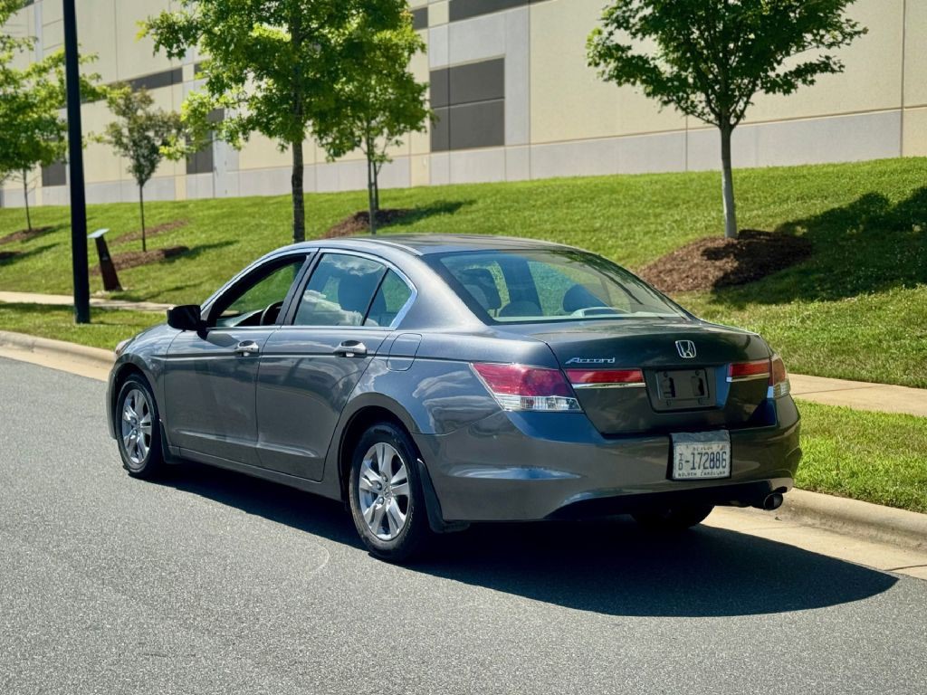 2012 Honda Accord Image 4