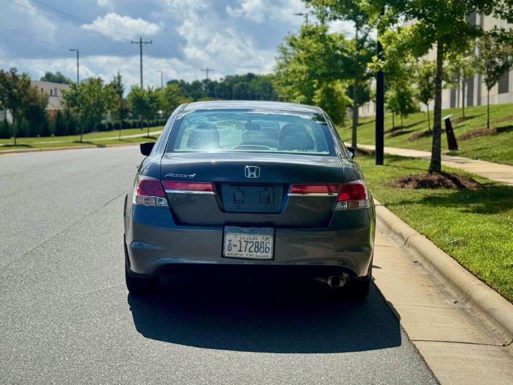 2012 Honda Accord Image 5