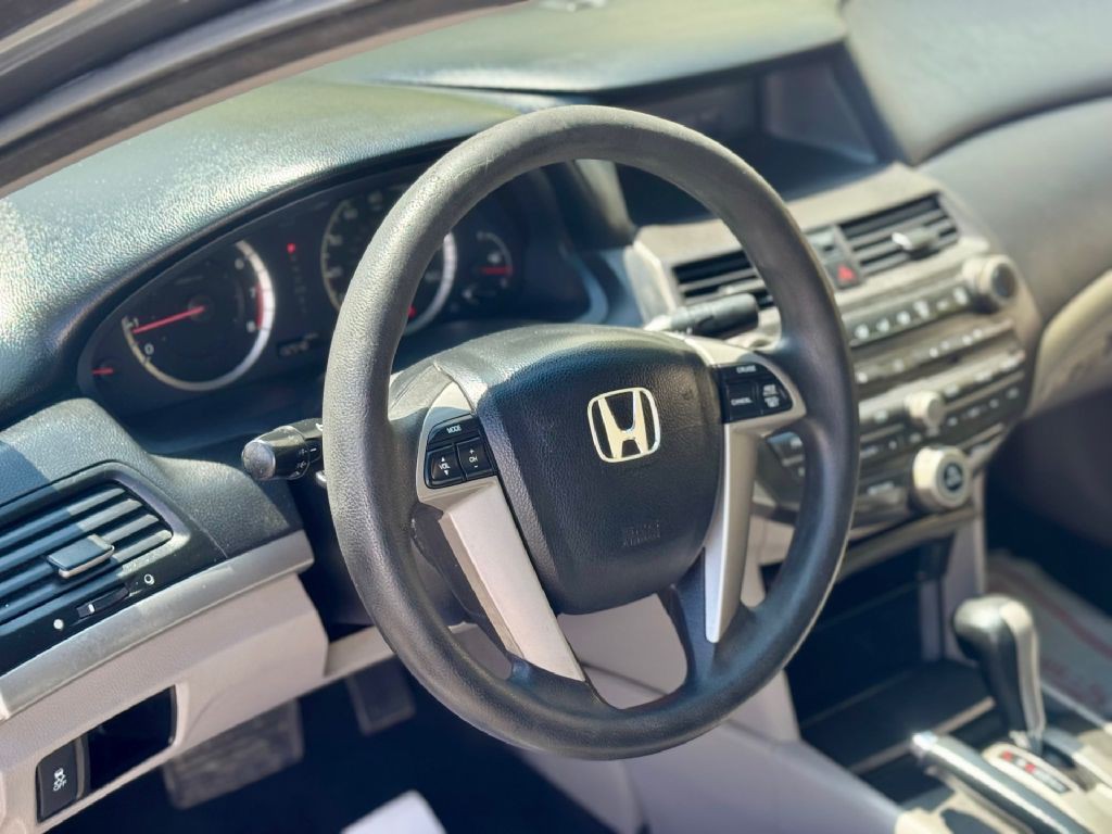 2012 Honda Accord Image 8