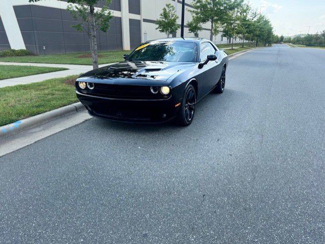 2018 Dodge Challenger Image 3
