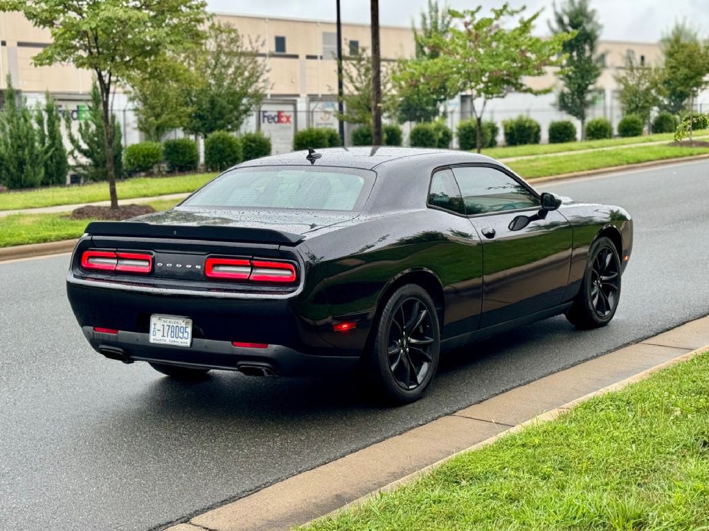 2018 Dodge Challenger Image 11
