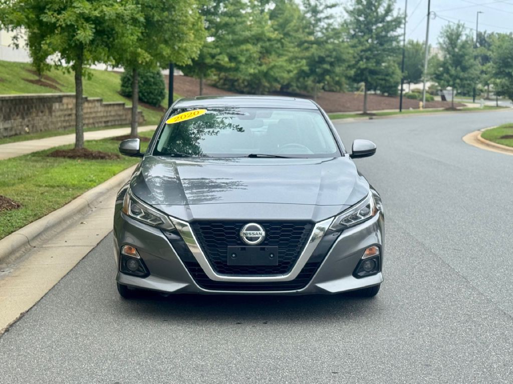 2020 Nissan Altima Image 1