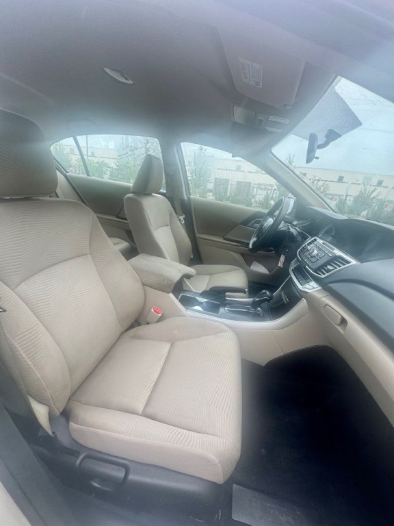 2015 Honda Accord Image 5