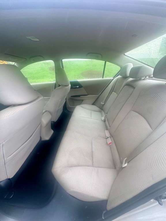 2015 Honda Accord Image 6