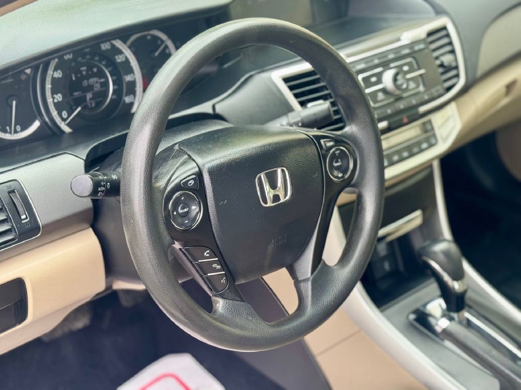 2015 Honda Accord Image 10