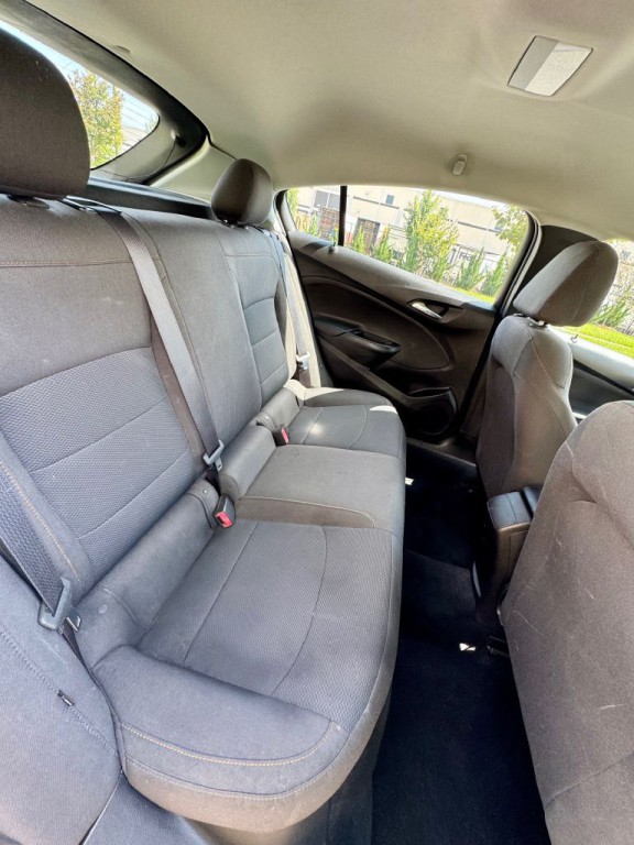 2019 Chevrolet Cruze Image 6