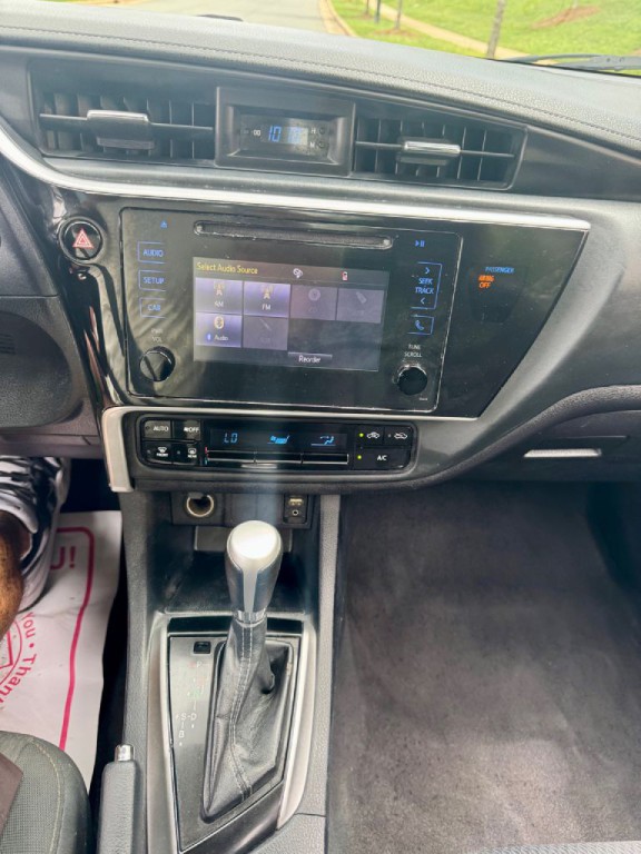 2018 Toyota Corolla Image 8