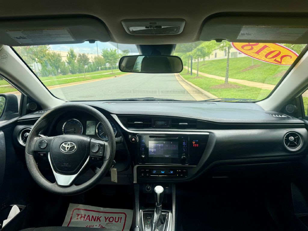 2018 Toyota Corolla Image 9