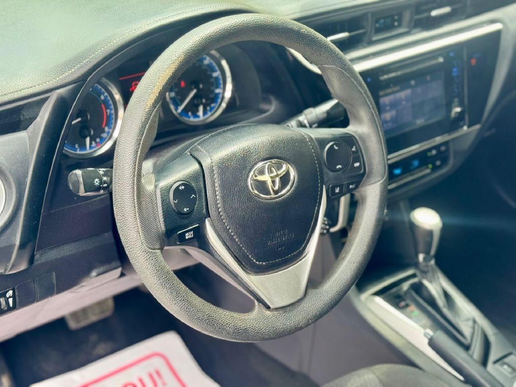 2018 Toyota Corolla Image 10