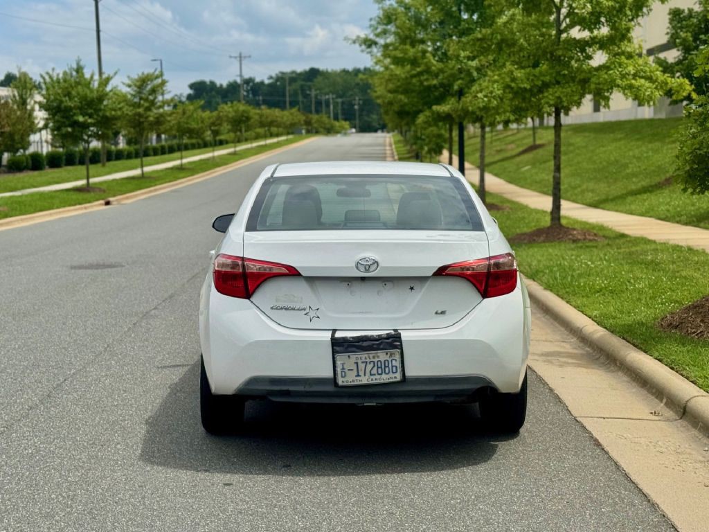 2018 Toyota Corolla Image 12