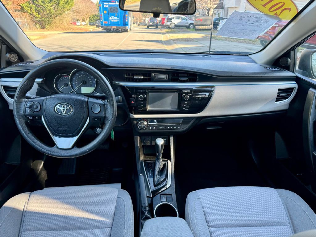 2014 Toyota Corolla Image 7