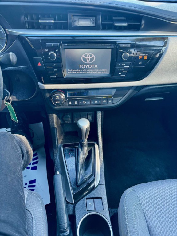 2014 Toyota Corolla Image 8