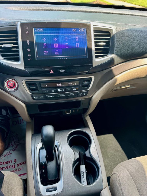 2017 Honda Pilot Image 8