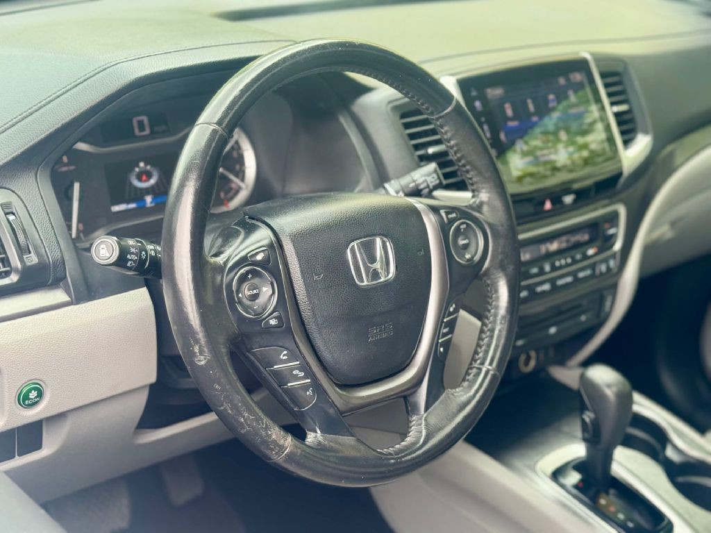 2018 Honda Pilot Image 6