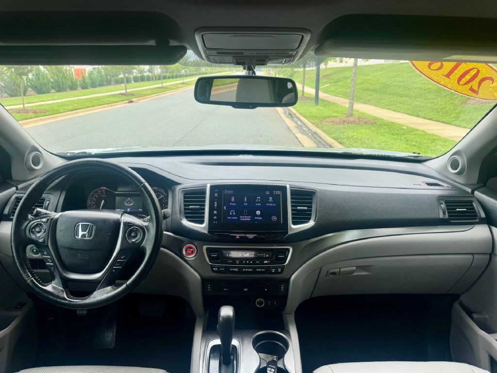 2018 Honda Pilot Image 7