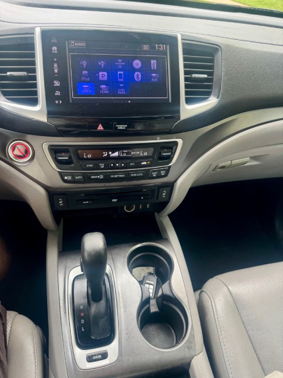 2018 Honda Pilot Image 8