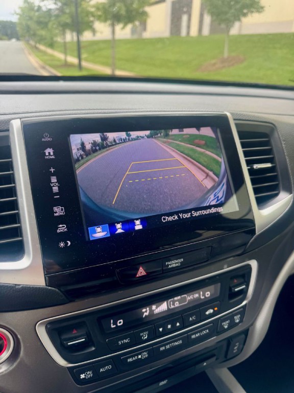 2018 Honda Pilot Image 9