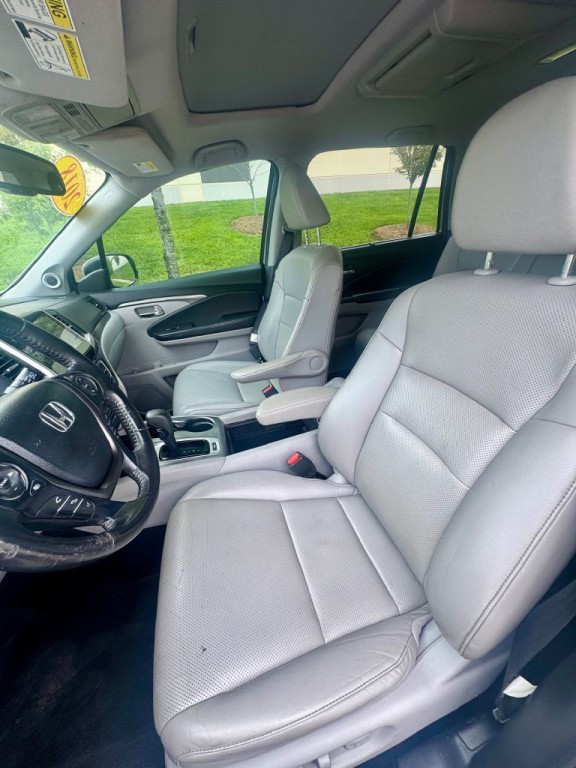 2018 Honda Pilot Image 11
