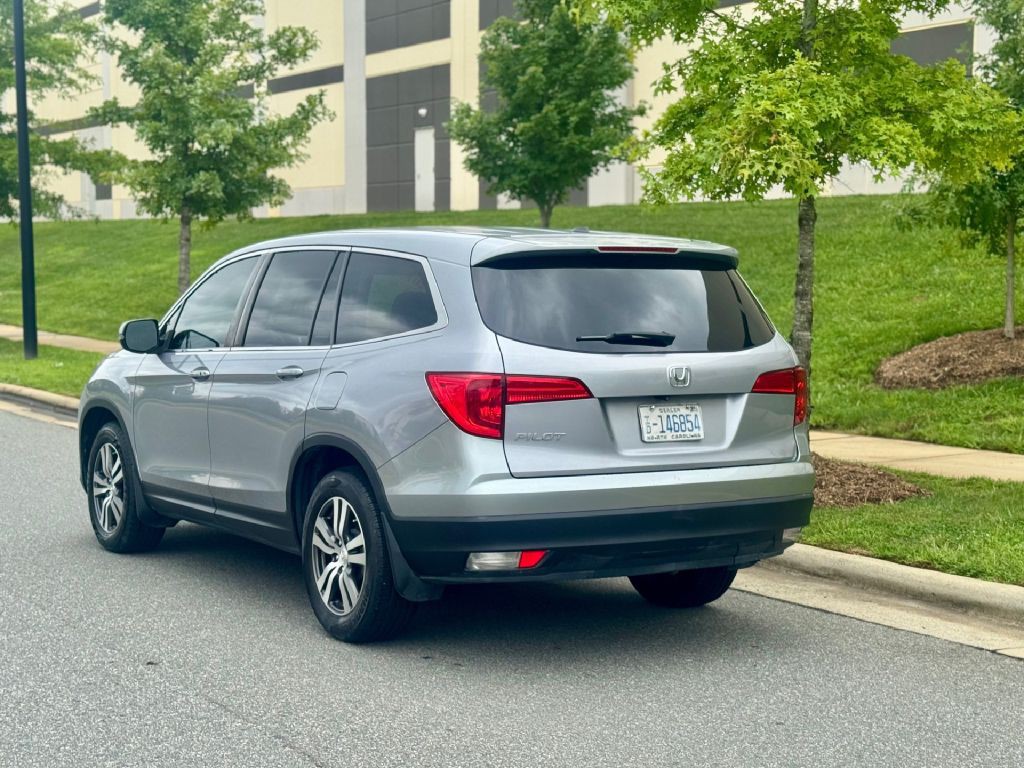 2018 Honda Pilot Image 16