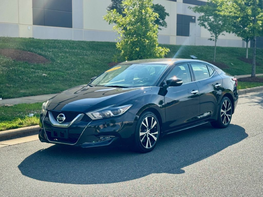 2017 Nissan Maxima Image 3