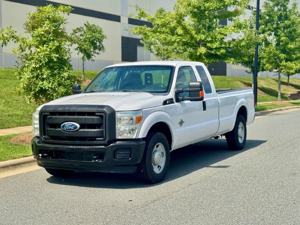 2011 Ford F-250 Image 1