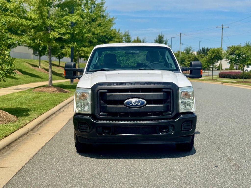 2011 Ford F-250 Image 2