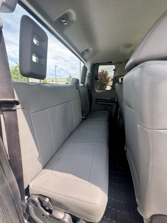 2011 Ford F-250 Image 7