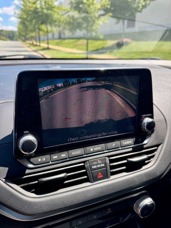 2019 Nissan Altima Image 7