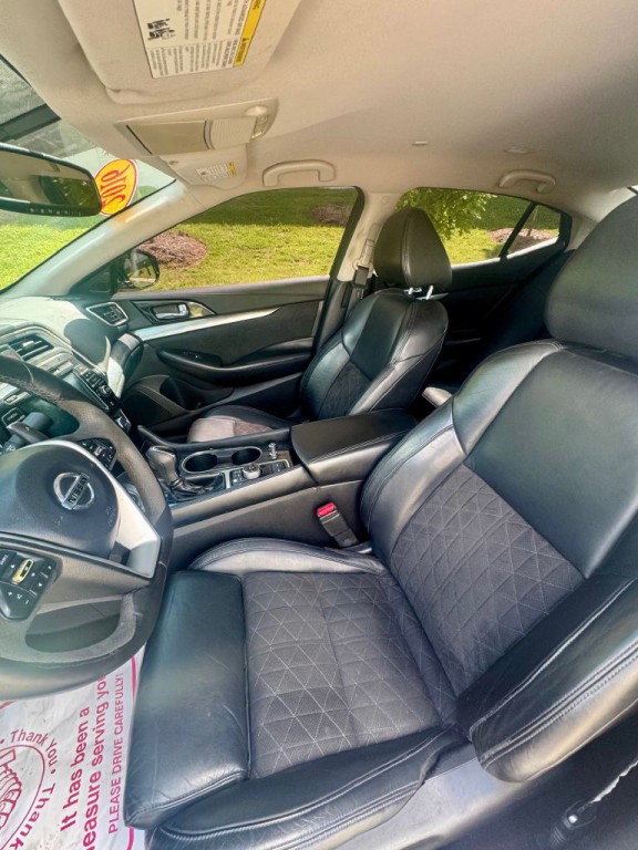 2016 Nissan Maxima Image 5
