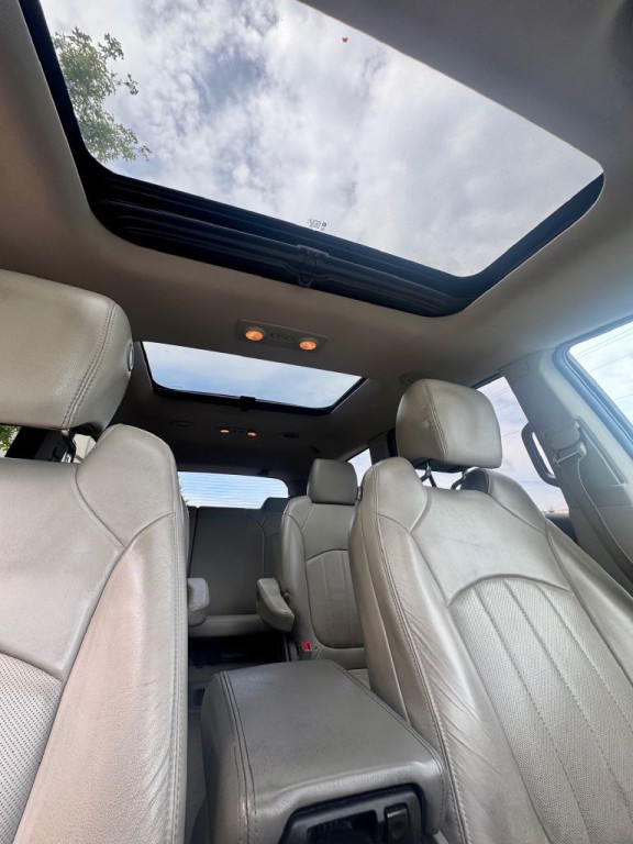 2016 Buick Enclave Image 4