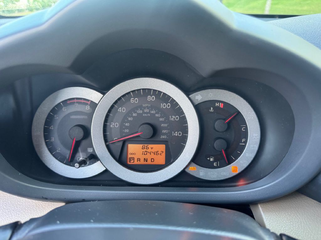 2012 Toyota Rav4 Image 4