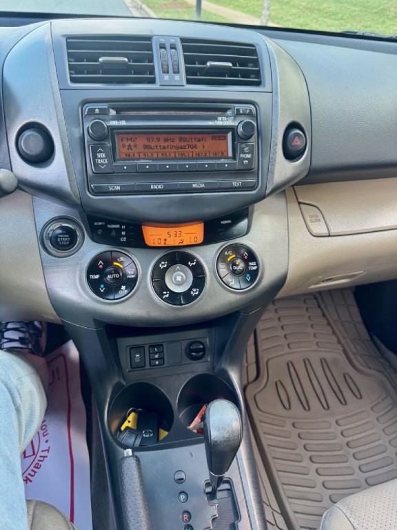 2012 Toyota Rav4 Image 7