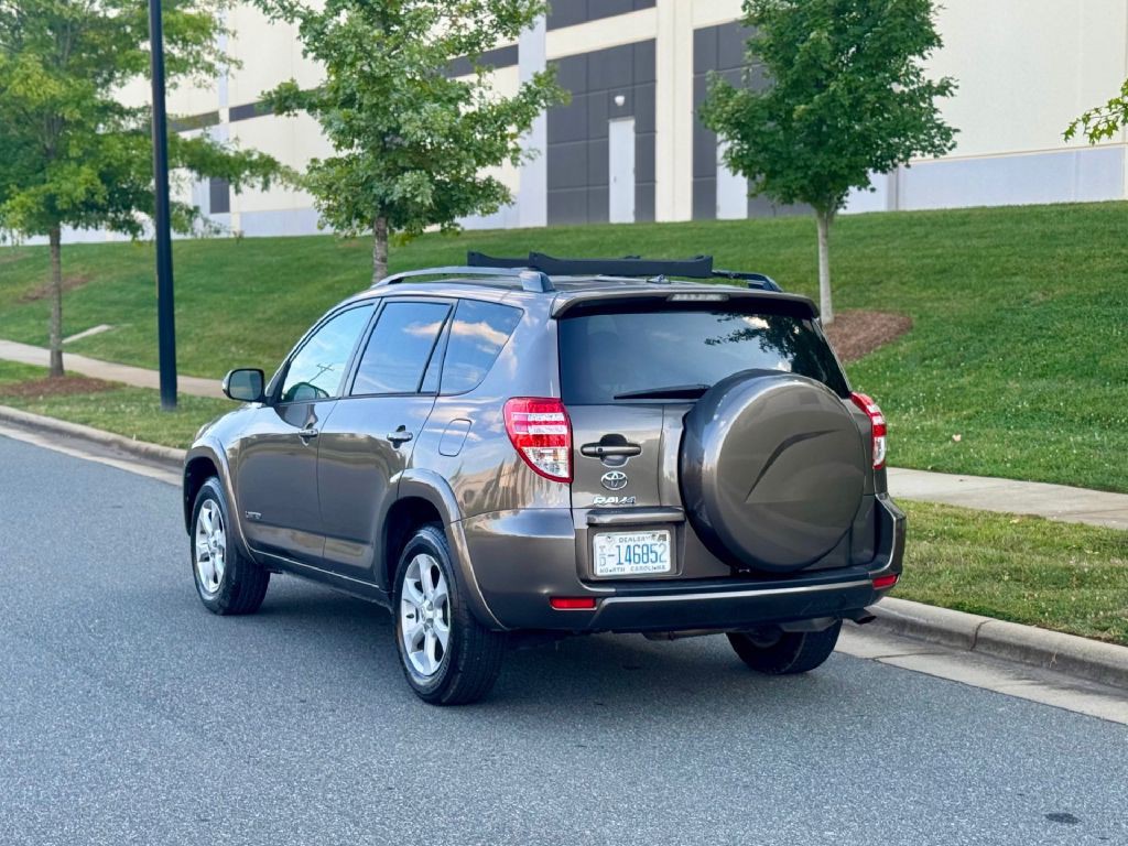 2012 Toyota Rav4 Image 11