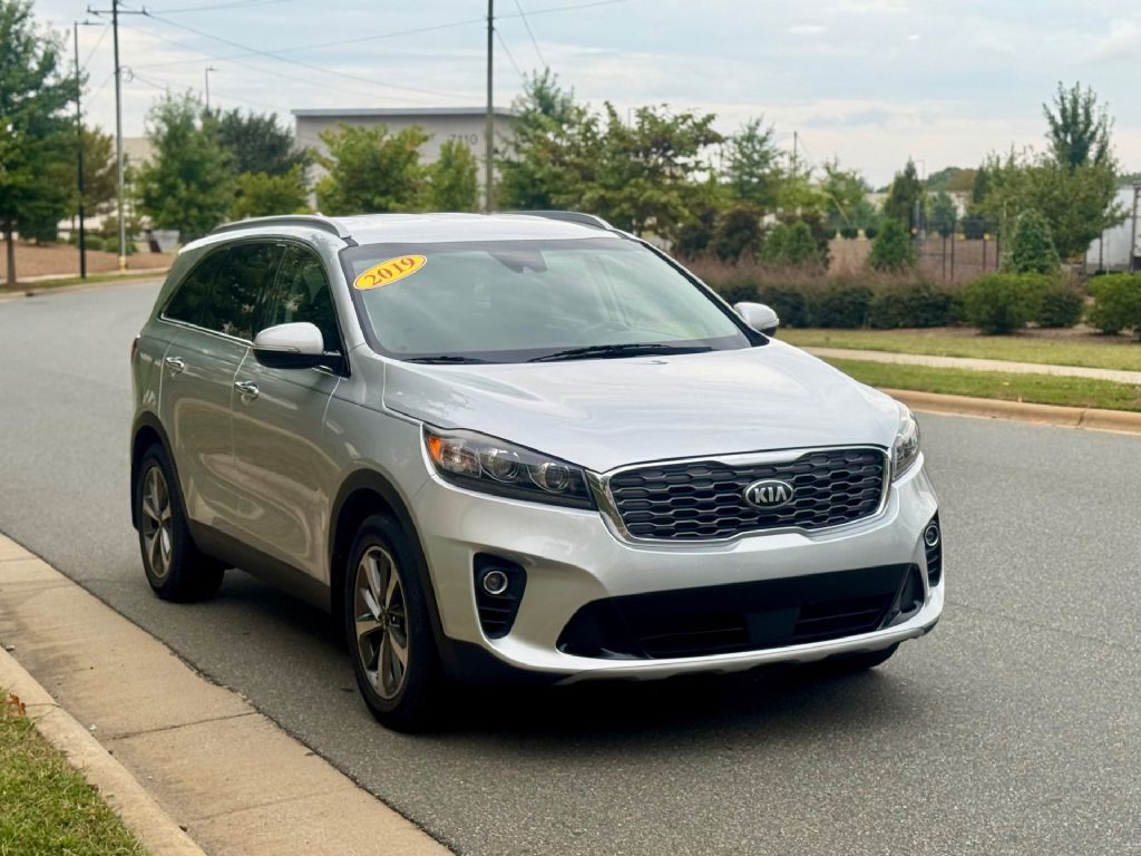 2019 Kia Sorento Image 2