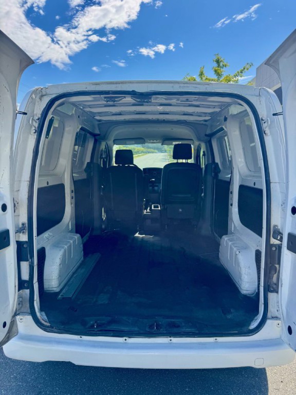 2013 Nissan NV200 Image 8