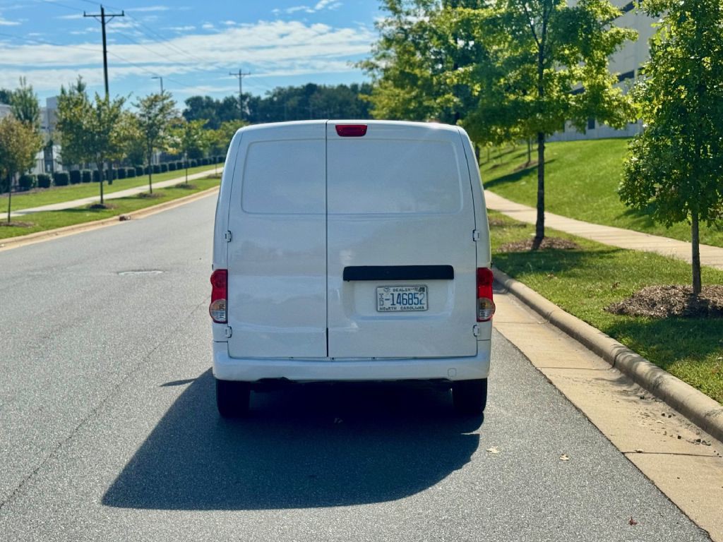 2013 Nissan NV200 Image 9