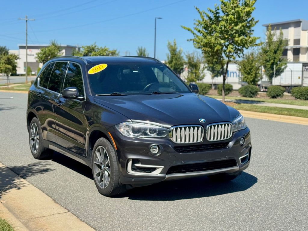 2017 BMW X5 Image 2