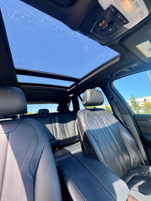 2017 BMW X5 Image 12