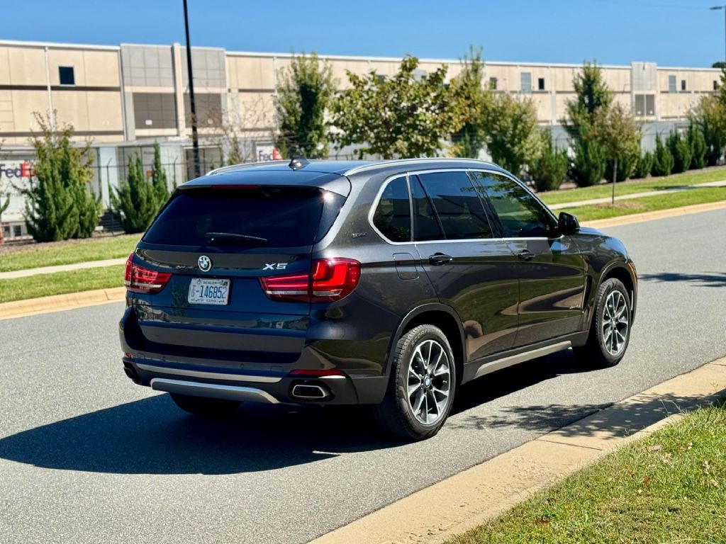 2017 BMW X5 Image 14