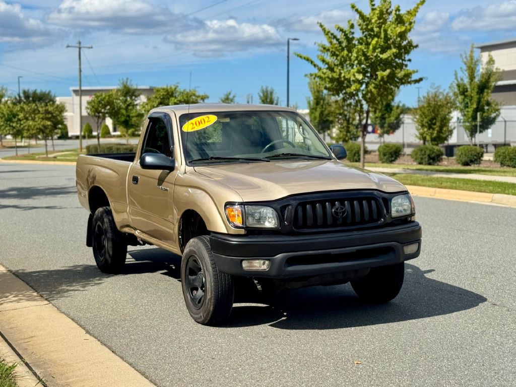 2004 Toyota Tacoma Image 2