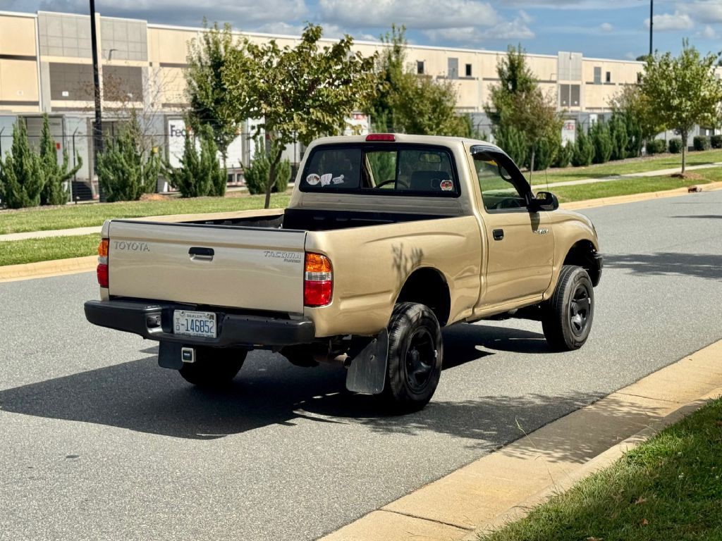 2004 Toyota Tacoma Image 7