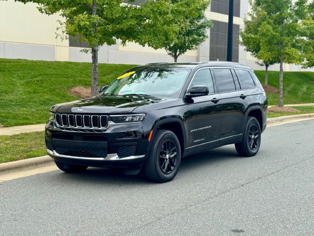 2023 Jeep Grand Cherokee Image 3