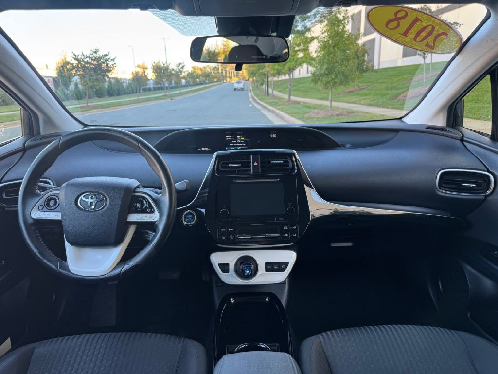 2018 Toyota Prius Image 6