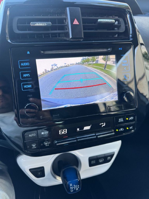 2018 Toyota Prius Image 8