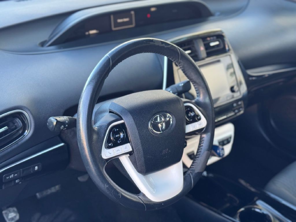 2018 Toyota Prius Image 9