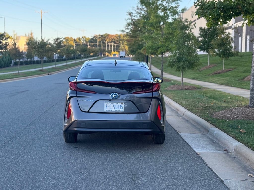 2018 Toyota Prius Image 11