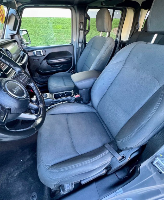 2021 Jeep Gladiator Image 5
