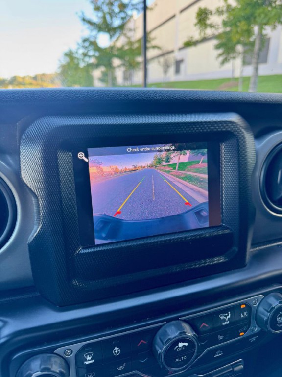 2021 Jeep Gladiator Image 9