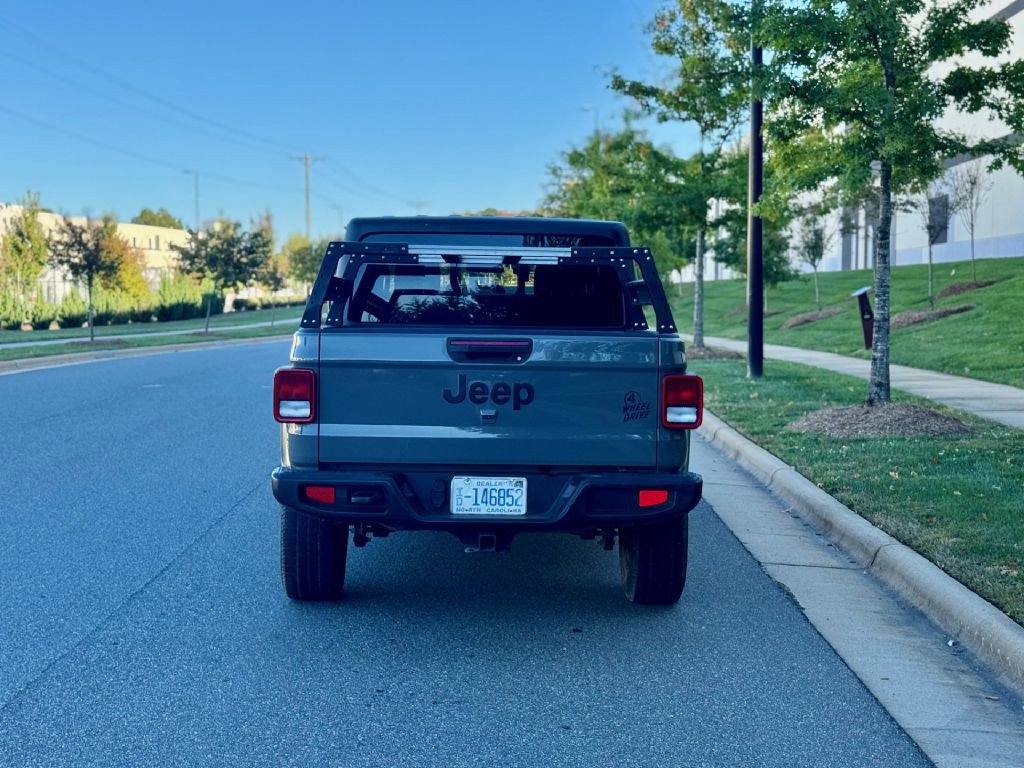 2021 Jeep Gladiator Image 12